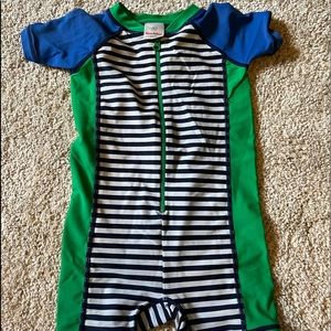 Hanna Andersson rash guard one piece suit (size 80) 2T